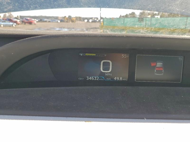 Фото 9 - TOYOTA PRIUS