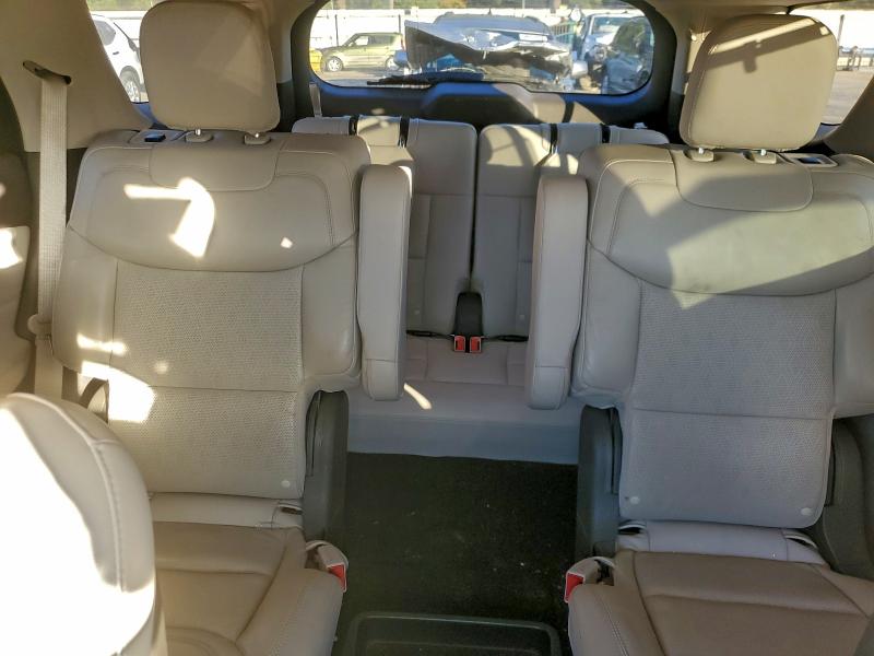 Фото 10 - FORD EXPLORER