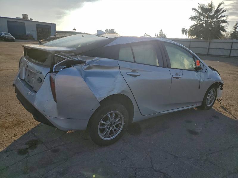 Фото 3 - TOYOTA PRIUS