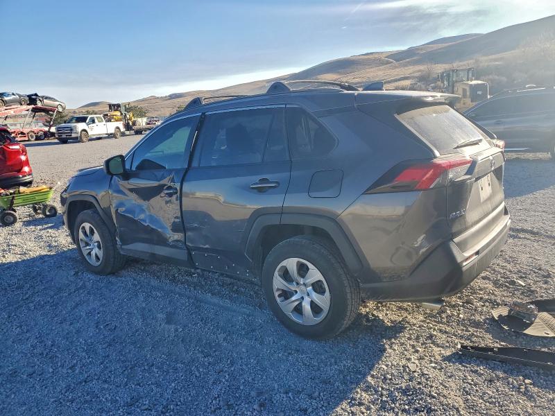 Фото 2 - TOYOTA RAV4