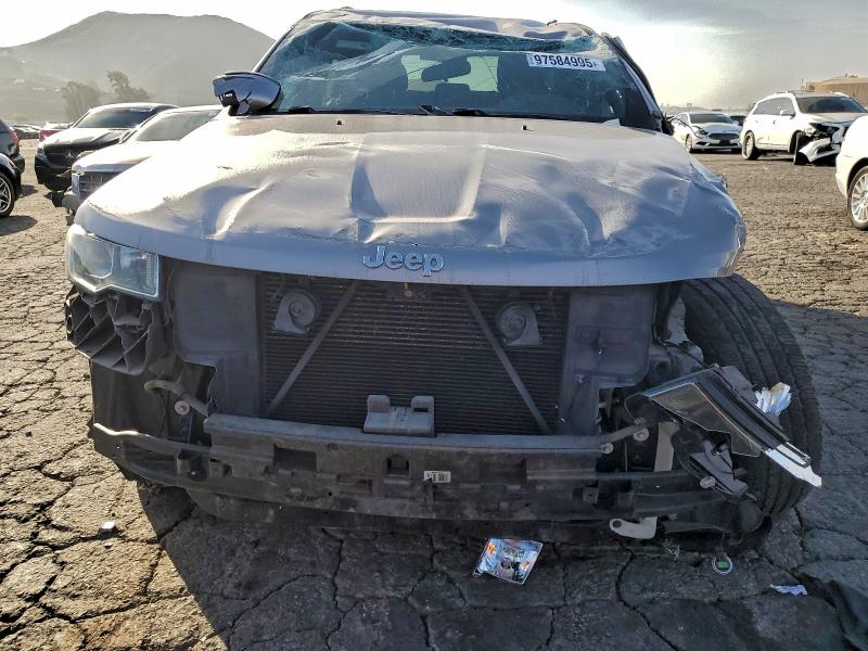 Фото 5 - JEEP GRAND CHER