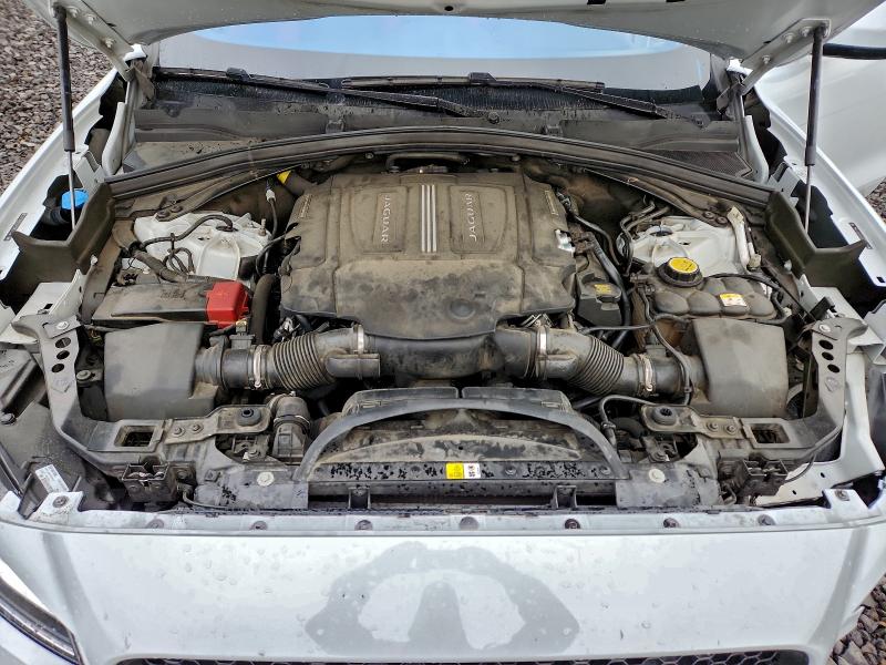 Фото 12 - JAGUAR F-PACE