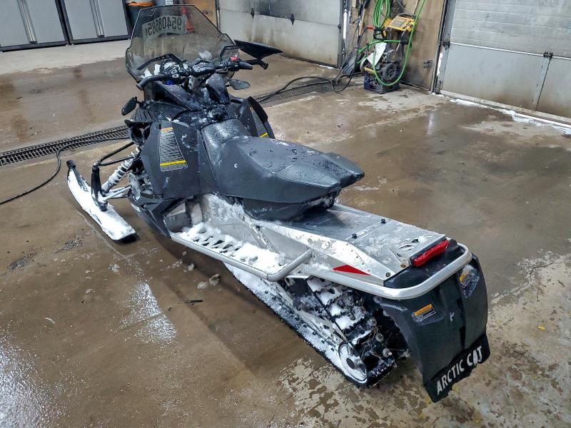 ARCTIC-CAT IC CAT F11 2012