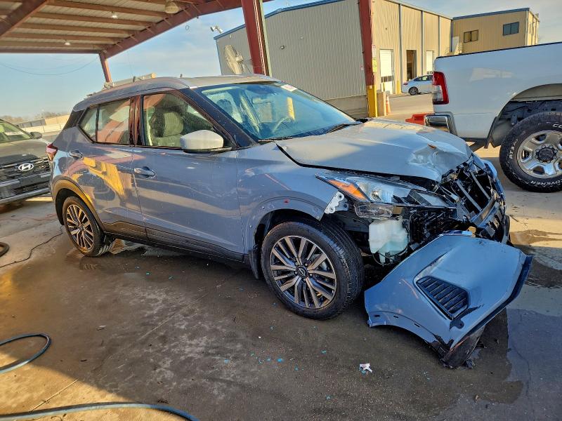 Фото 4 - NISSAN KICKS