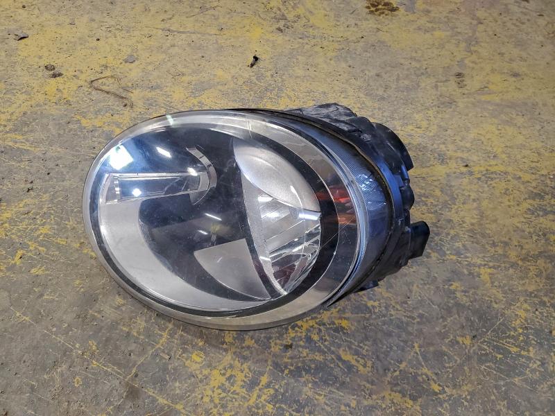 Фото 12 - VOLKSWAGEN BEETLE