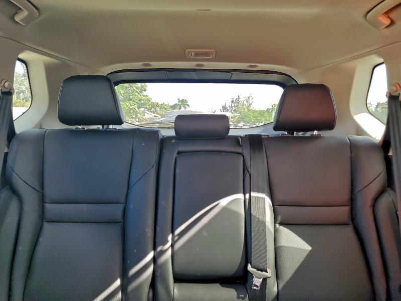 Фото 10 - NISSAN ROGUE