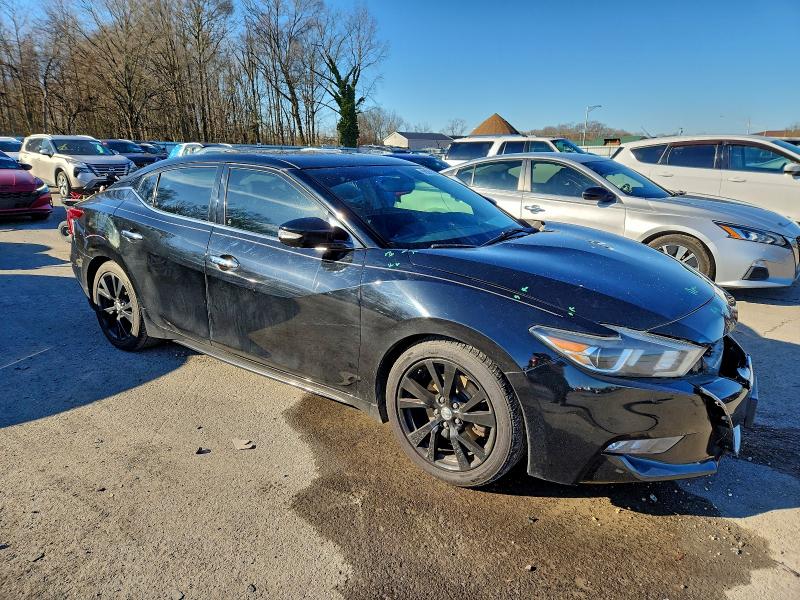 Фото 4 - NISSAN MAXIMA