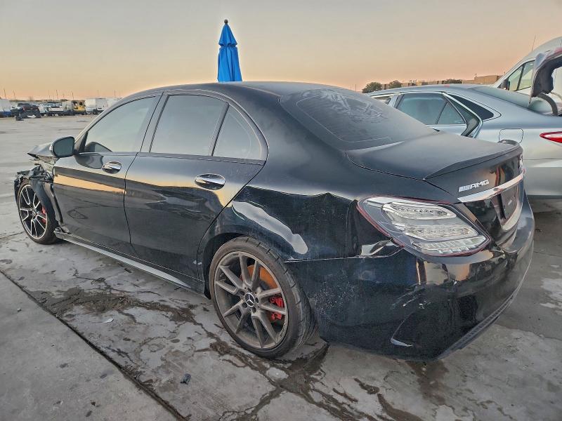 Фото 2 - MERCEDES-BENZ C-CLASS