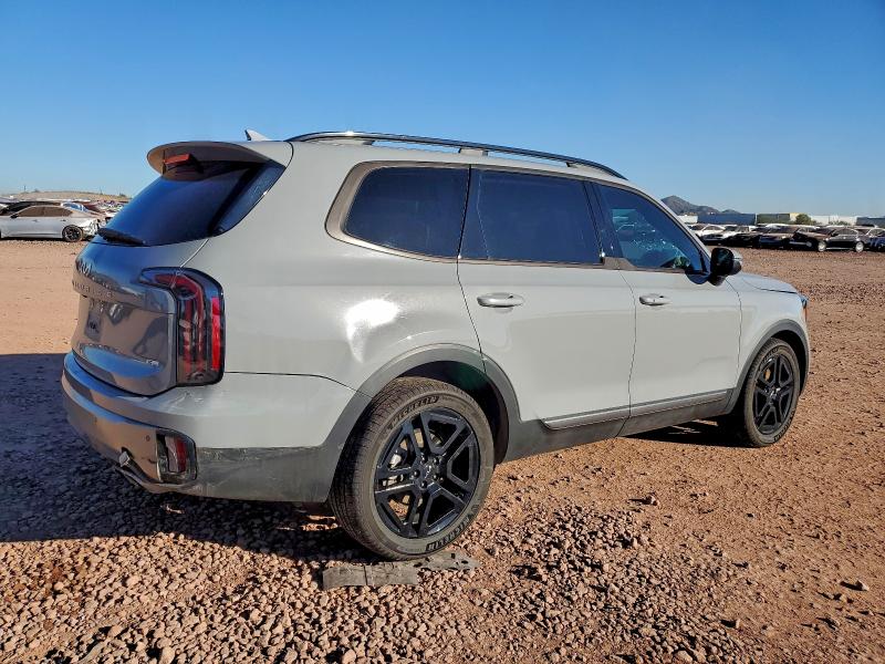 Фото 3 - KIA TELLURIDE