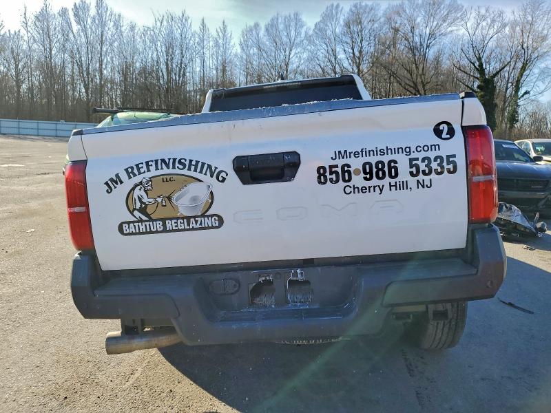 Фото 6 - TOYOTA TACOMA