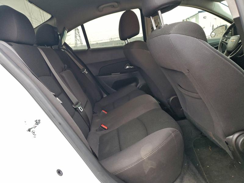 Фото 10 - CHEVROLET CRUZE