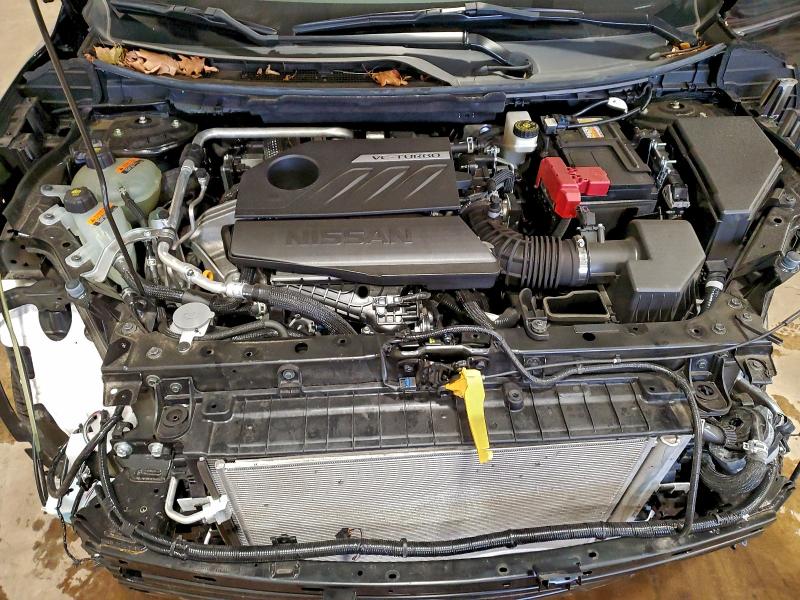 Фото 12 - NISSAN ROGUE