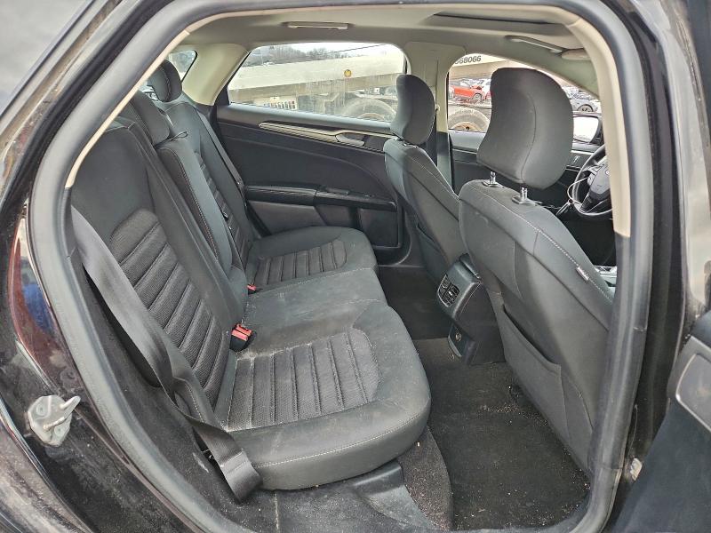 Фото 10 - FORD FUSION