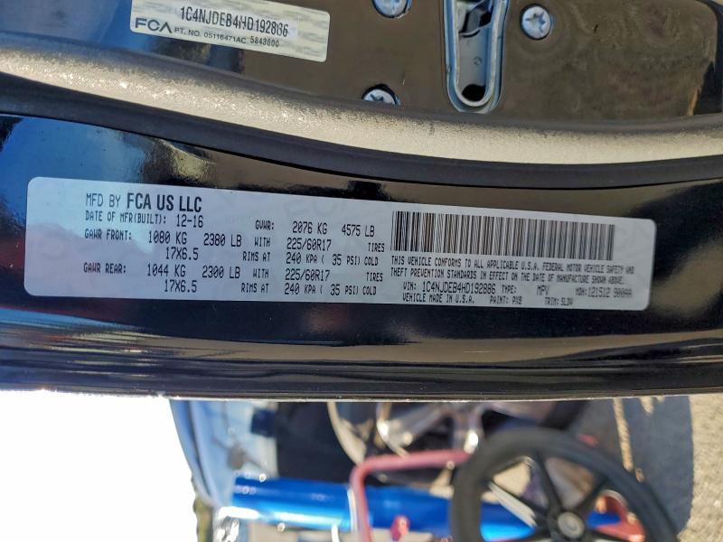 Фото 13 - JEEP COMPASS