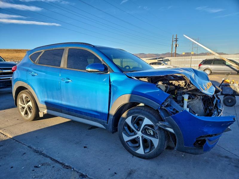 Фото 4 - HYUNDAI TUCSON