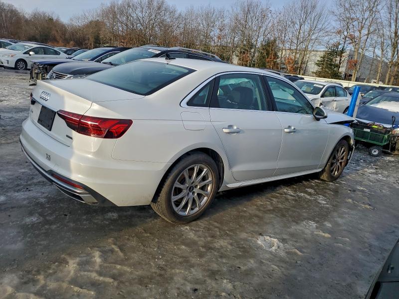 Фото 3 - AUDI A4