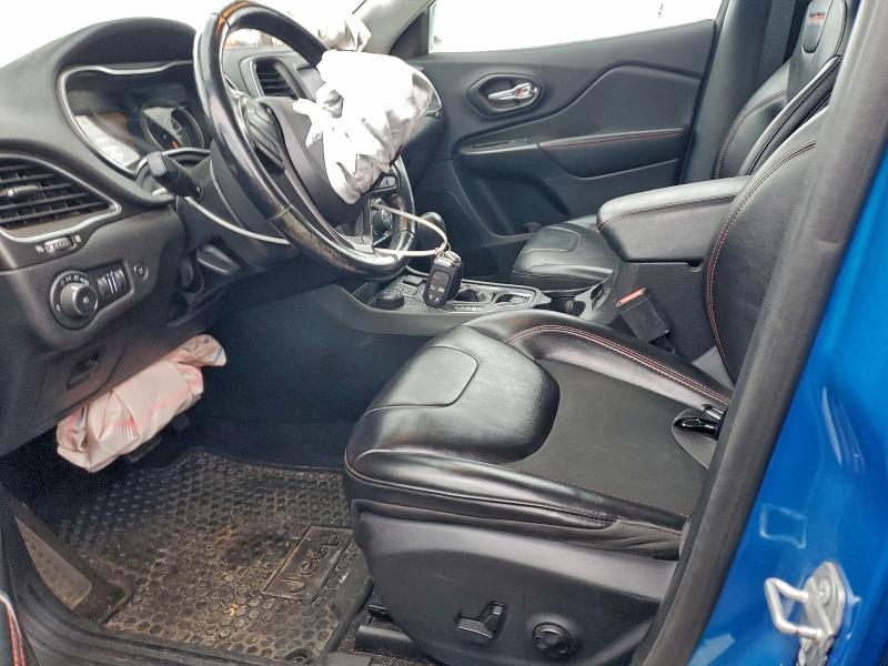 Фото 7 - JEEP CHEROKEE