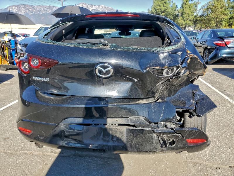 Фото 6 - MAZDA 3