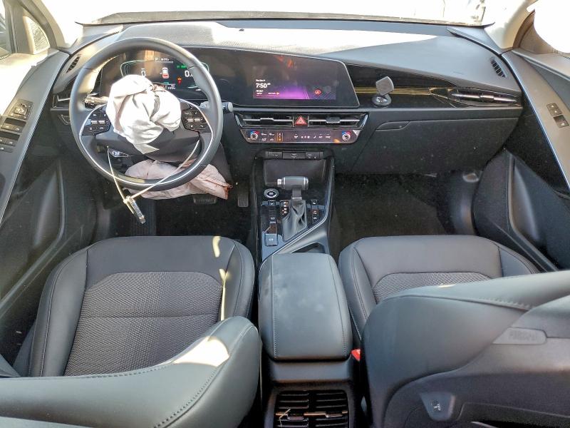 Фото 8 - KIA NIRO