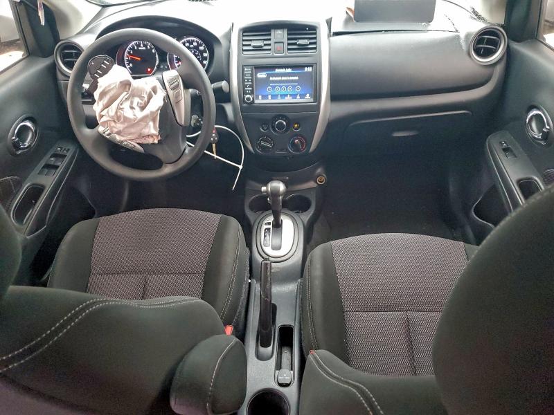 Фото 8 - NISSAN VERSA