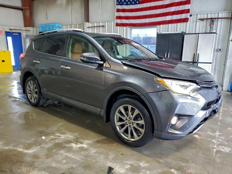 Фото 4 - TOYOTA RAV4