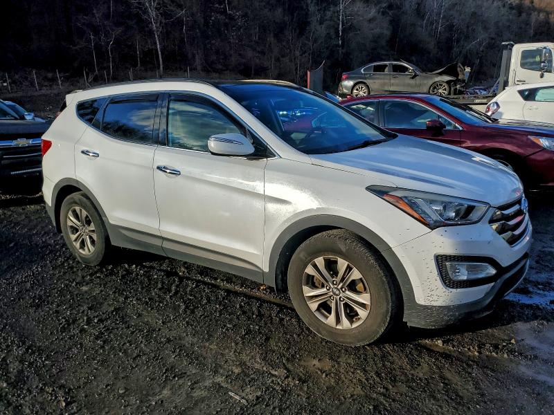 Фото 4 - HYUNDAI SANTA FE