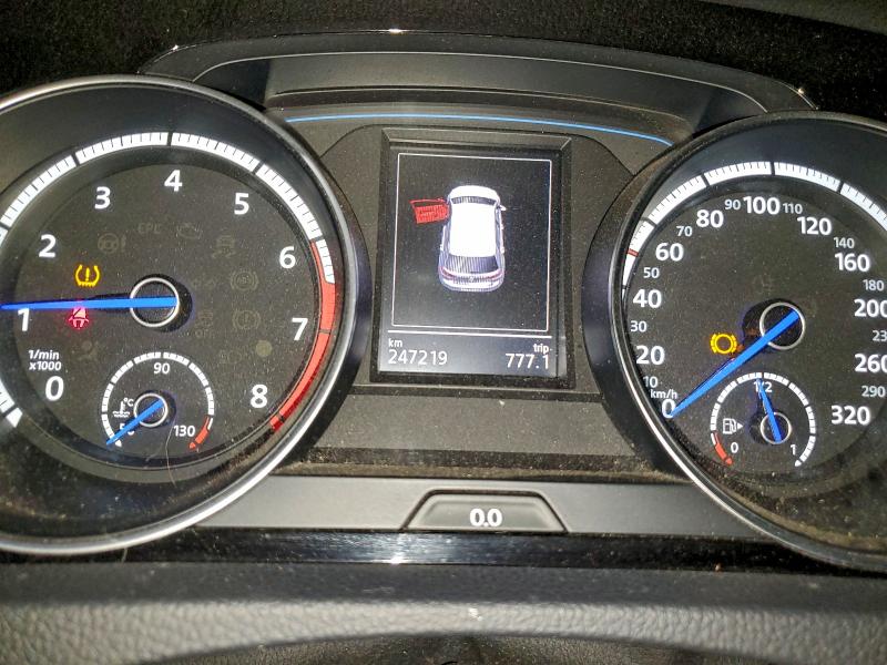 Фото 9 - VOLKSWAGEN GOLF