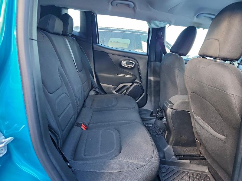 Фото 10 - JEEP RENEGADE