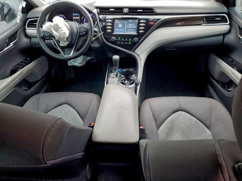 Фото 8 - TOYOTA CAMRY