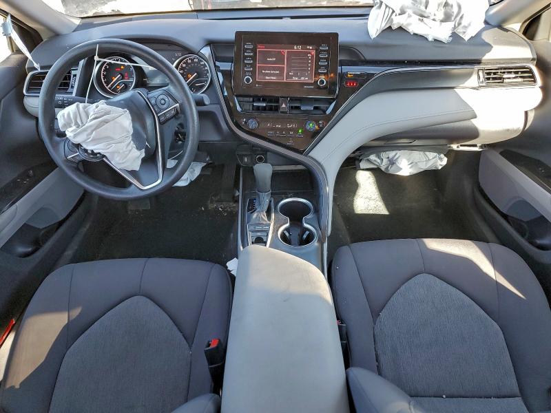 Фото 8 - TOYOTA CAMRY