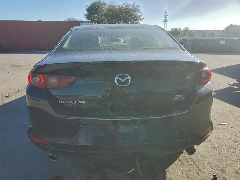 Фото 6 - MAZDA 3