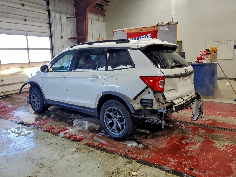 Фото 2 - HONDA PASSPORT