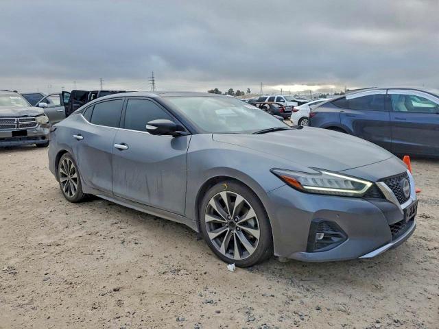 Фото 4 - NISSAN MAXIMA