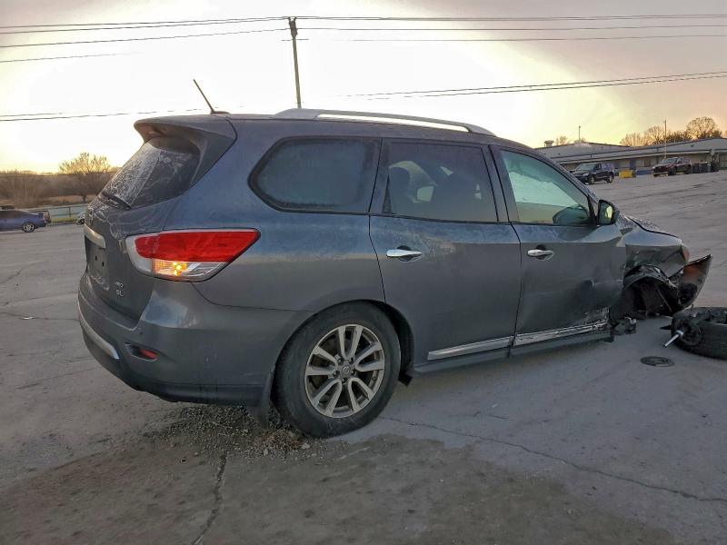 Фото 3 - NISSAN PATHFINDER