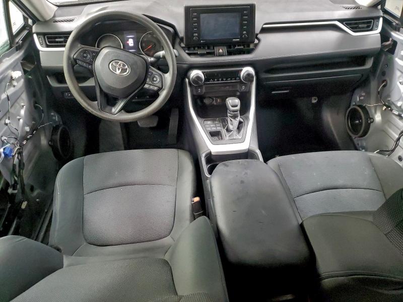 Фото 8 - TOYOTA RAV4