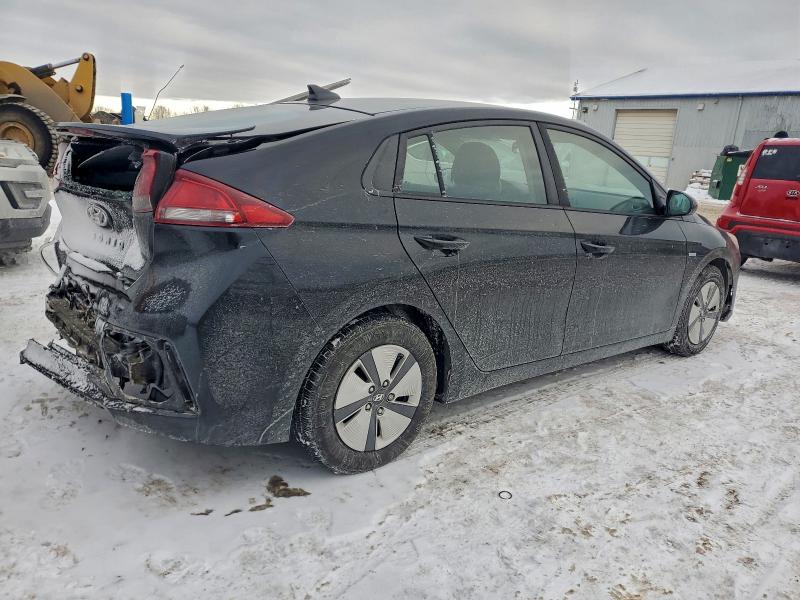 Фото 3 - HYUNDAI IONIQ