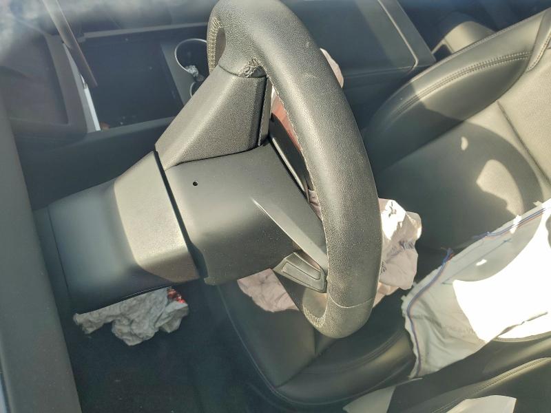 Фото 9 - TESLA MODEL 3