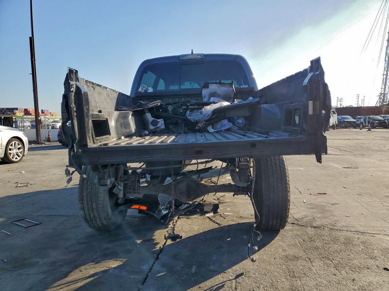 Фото 6 - TOYOTA TACOMA