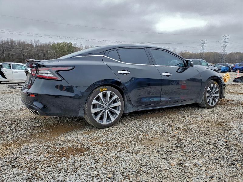 Фото 3 - NISSAN MAXIMA