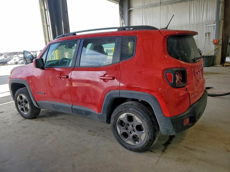 Фото 2 - JEEP RENEGADE