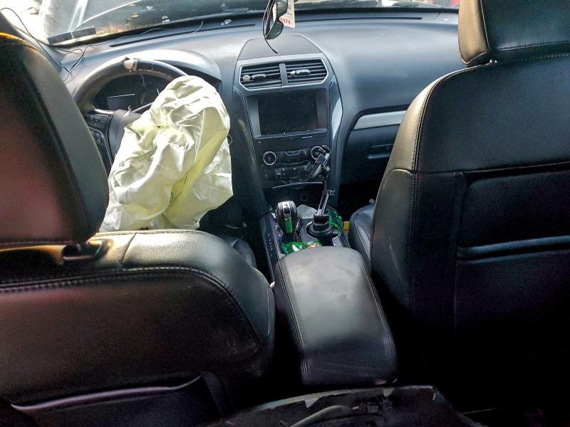 Фото 8 - FORD EXPLORER