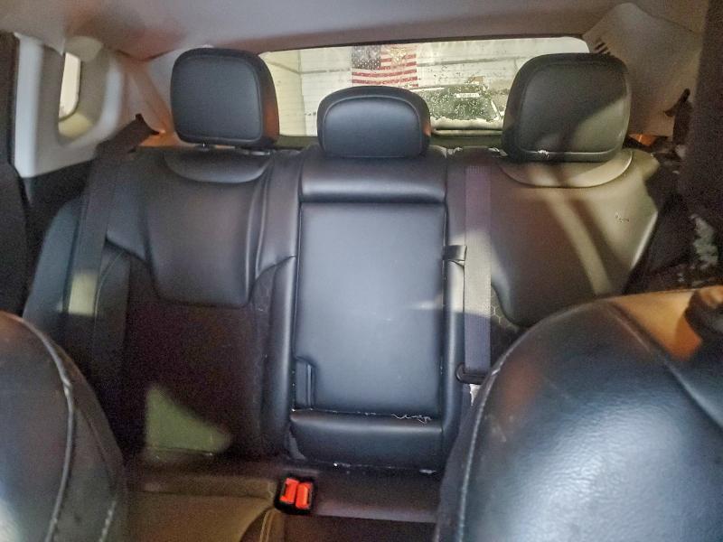 Фото 10 - JEEP COMPASS