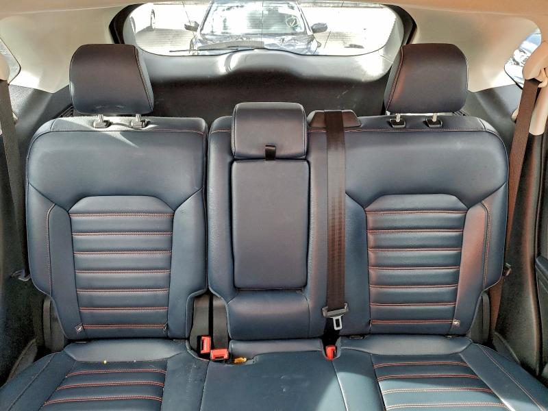 Фото 10 - FORD EDGE