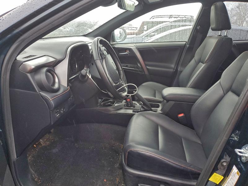 Фото 7 - TOYOTA RAV4