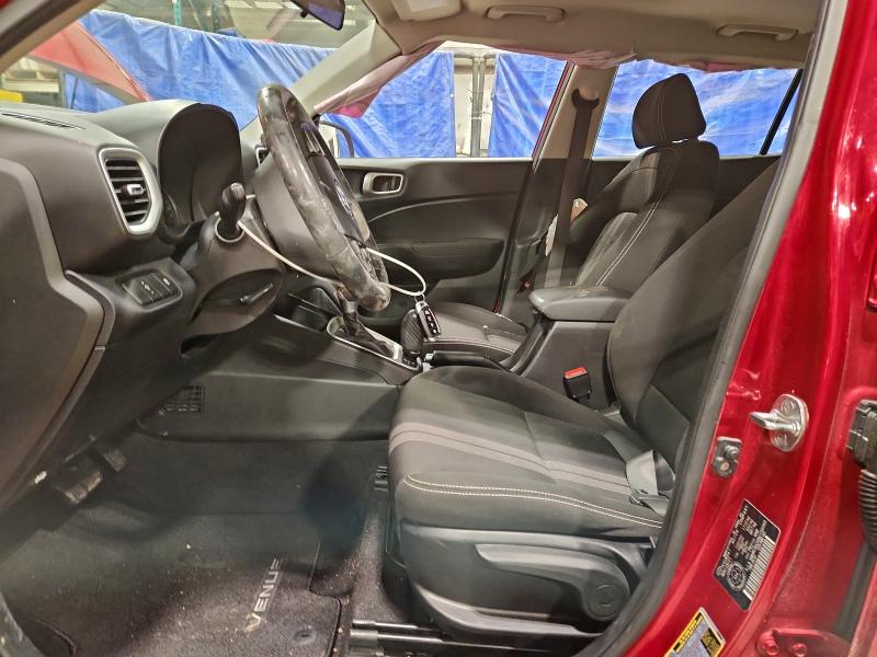 Фото 7 - HYUNDAI VENUE