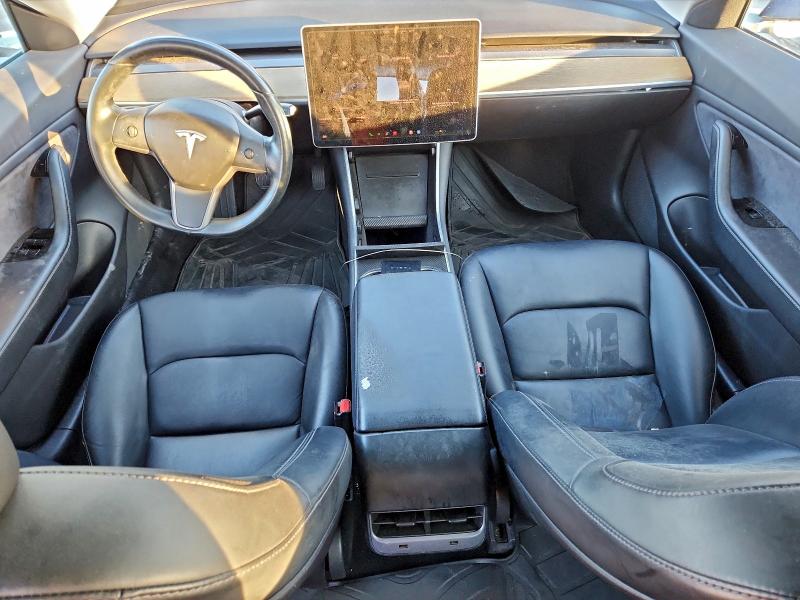 Фото 8 - TESLA MODEL 3