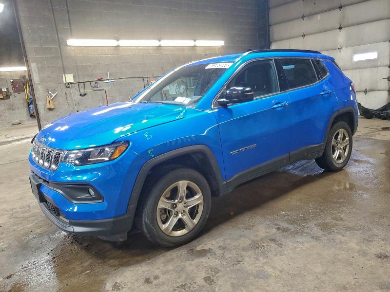 Фото 1 - JEEP COMPASS