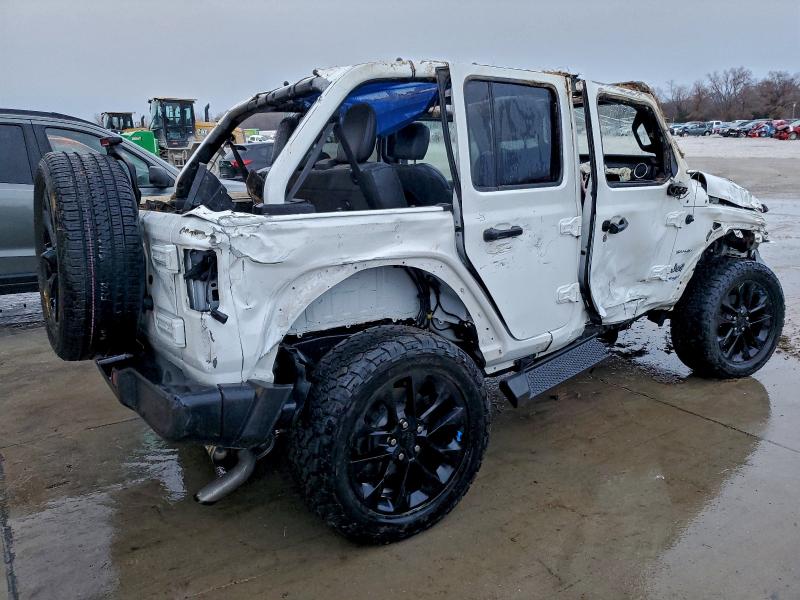 Фото 3 - JEEP WRANGLER