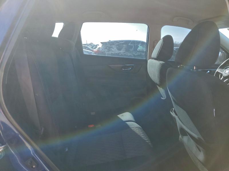 Фото 11 - NISSAN ROGUE