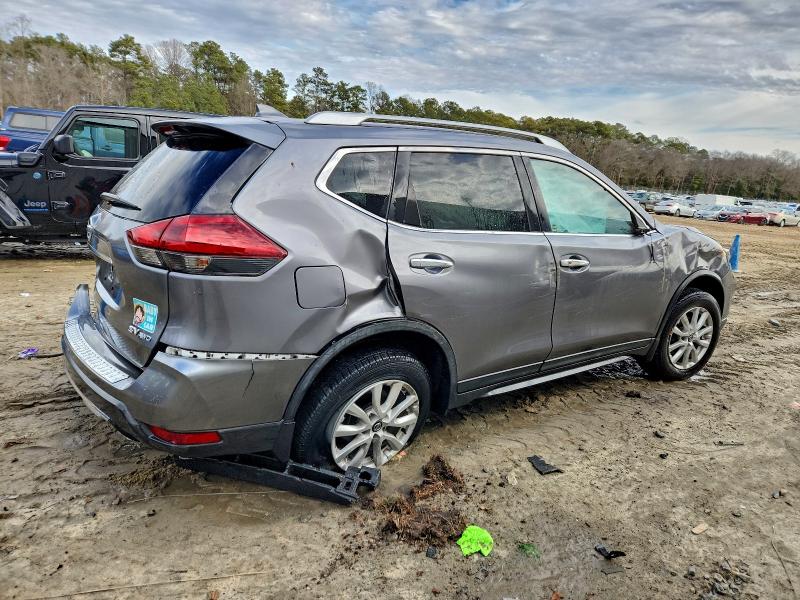 Фото 3 - NISSAN ROGUE